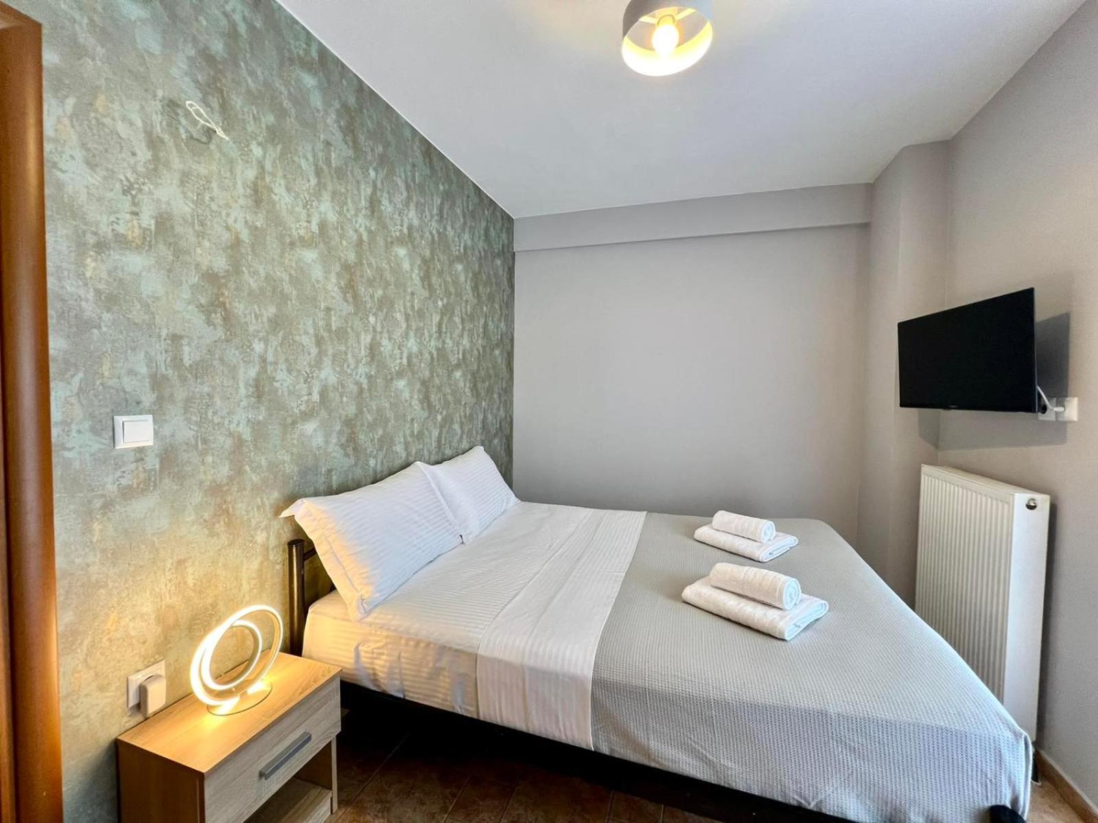 ניאה מיכאניונה P Deluxe Suites Β4 מראה חיצוני תמונה